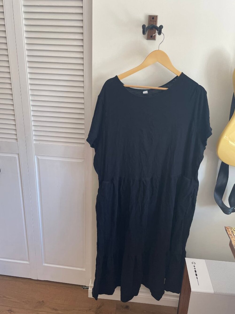 Old Navy Black Tiered Maxi Midi Dress Perfect for Summerween with Pockets!